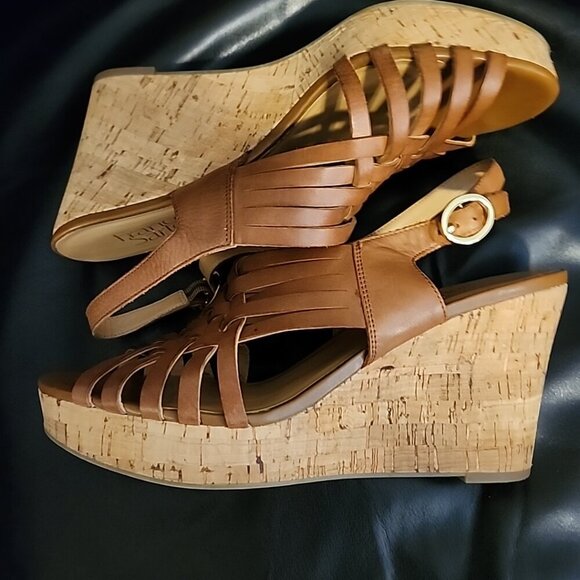 Franco Sarto Size 10M Ladies Strappy Open-Toe Wedge Heel Sandals - Picture 5 of 5